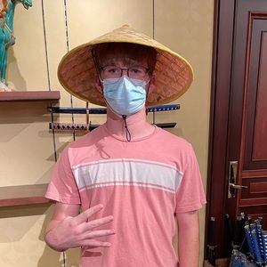 Meet your Posher, Ethan